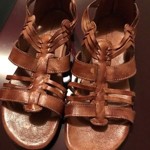 Bed Stu Cara Size 10